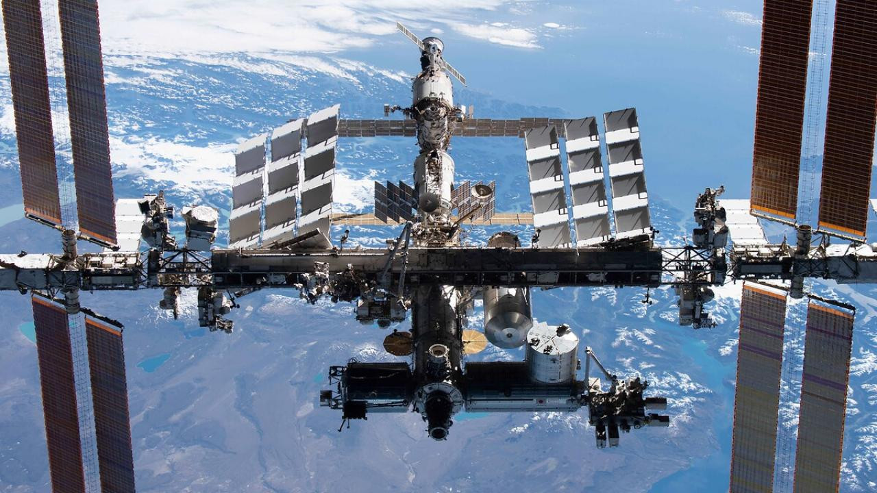 NASA, SpaceX ile Ortaklaşa Yörüngeden Çıkarma Aracı Geliştiriyor