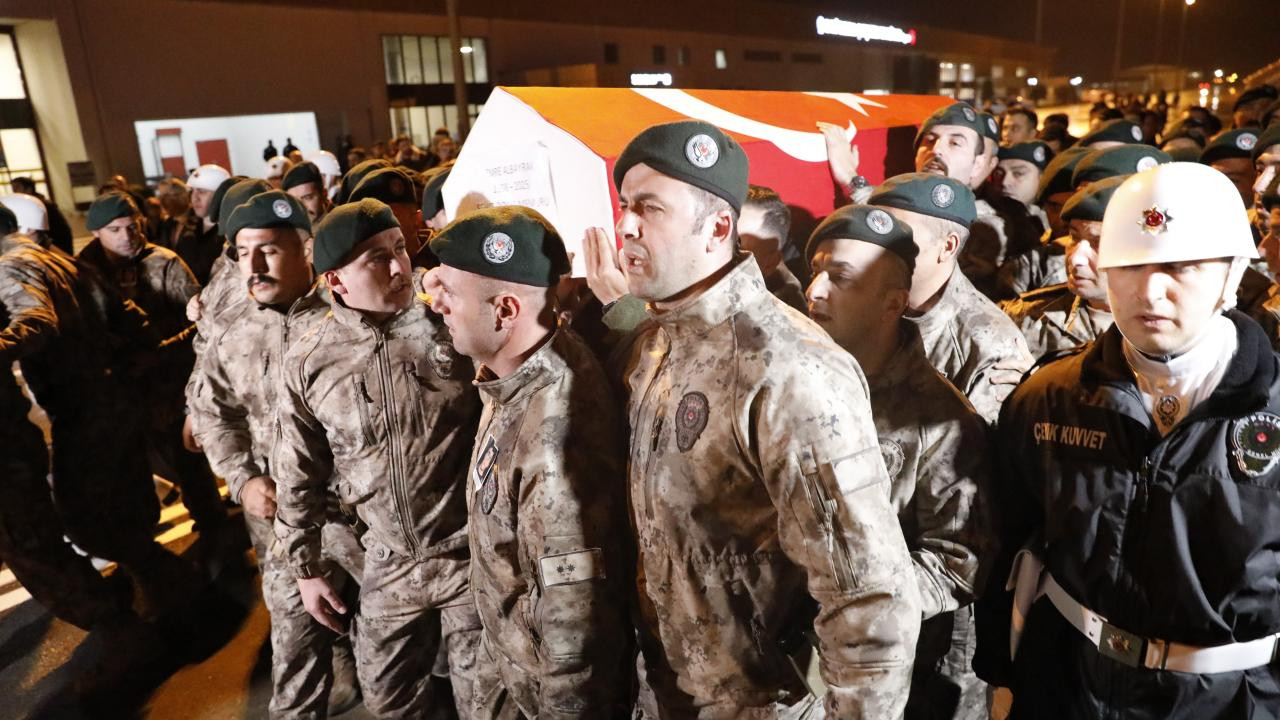 Samsun şehit polis Emre Albayrak'ı karşıladı