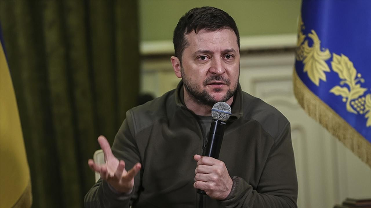 Zelenskiy'den seçim açıklaması! Trump "savaşı kullanıyor" demişti